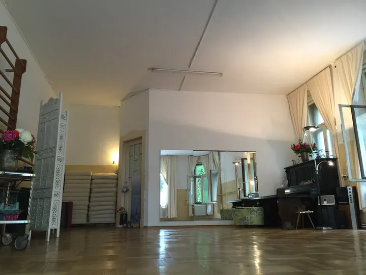 INTEGRALARTS Yoga.Gyrotonic.Tanz — yoga-studio in Augsburg — 4