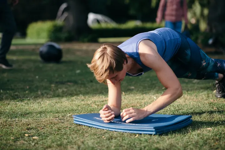 Outdoor Performance Training — Fitnessstudio in Neu Hagen, Lüneburg