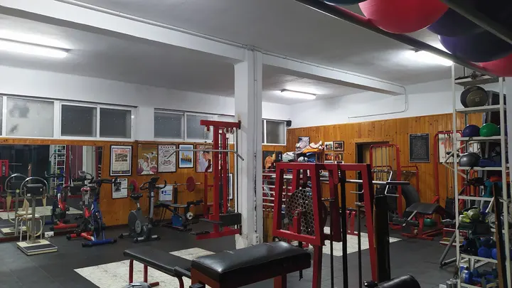 Sakura Take Kan - Artes Marciales — artes marciales-studio en Vidal, Salamanca — 2