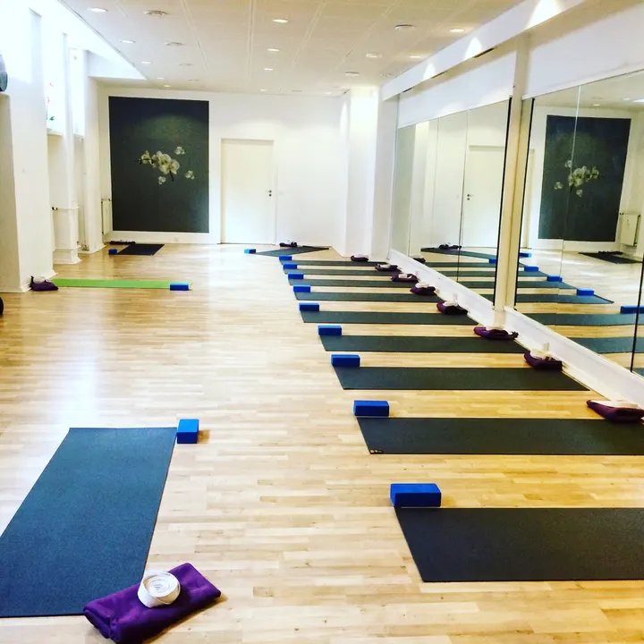 Yoga v/ Dea Mørk-Jensen — yoga-studio i Amagerbro, København S — 2
