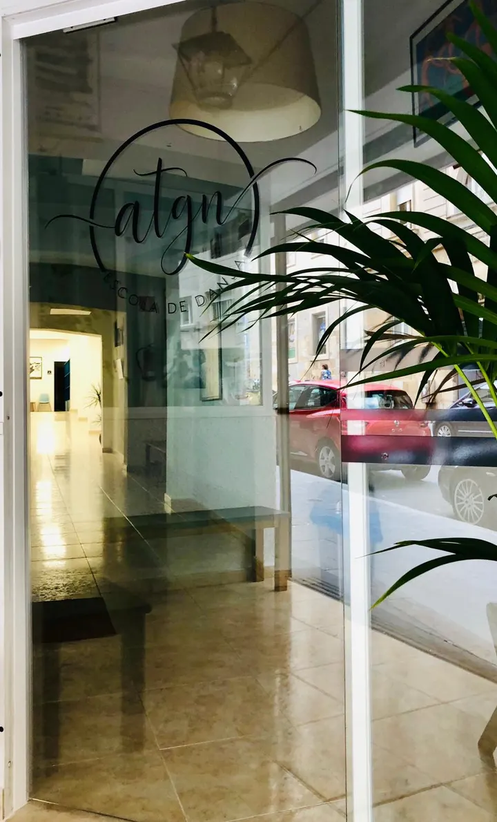 Escuela de Danza ATGN — Baile en Eixample, Tarragona