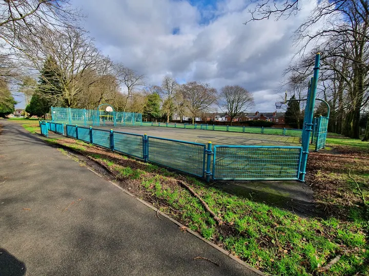 Harry Mitchell Leisure Centre — fitness studio in Galton Village, Smethwick — 2