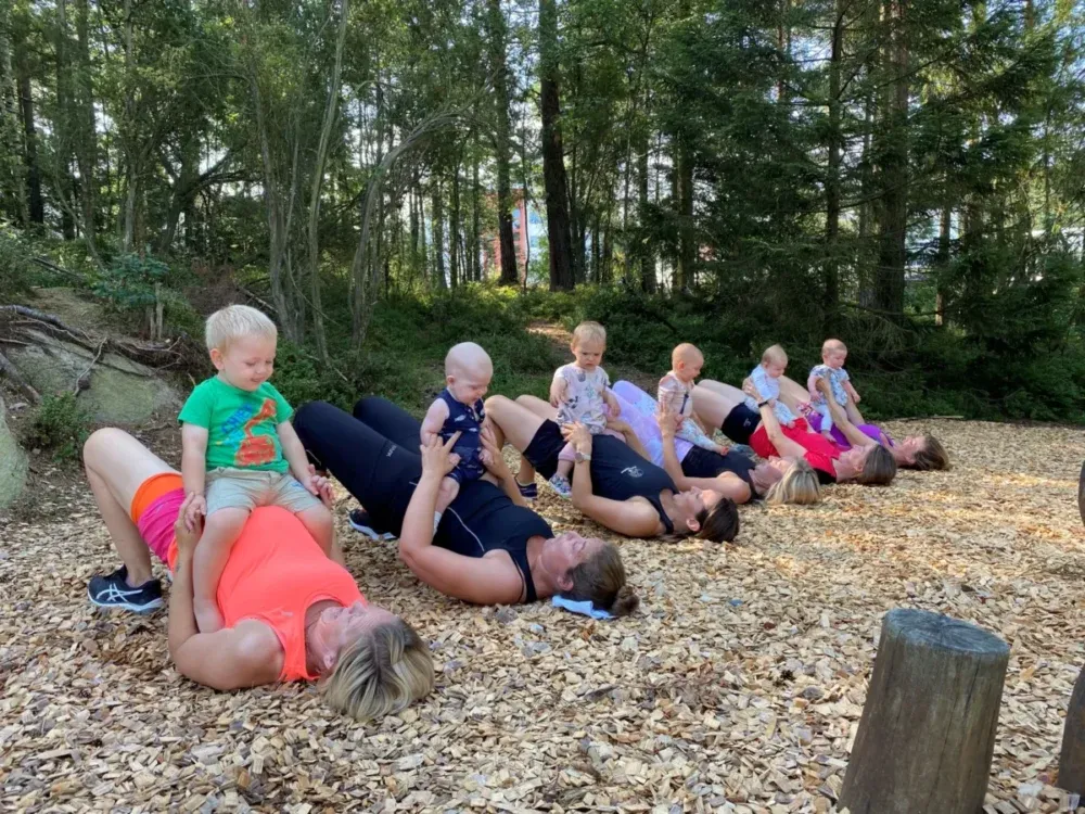 Motionskicken - Utomhusträning Öjersjö — bootcamp-studio i Öjersjö — 3