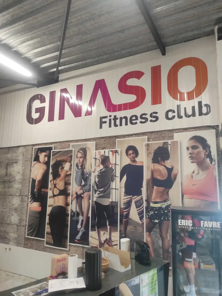 Ginasio — salle de fitness-studio à Combs-la-Ville — 2
