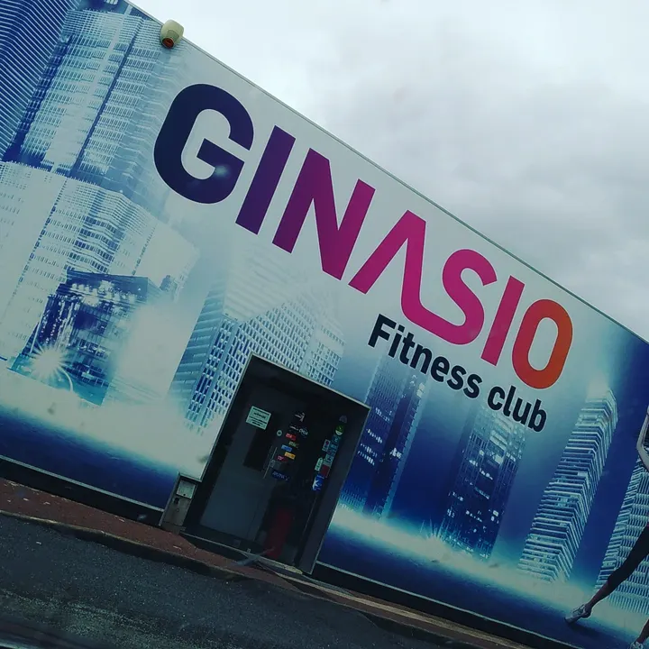 Ginasio — salle de fitness-studio à Combs-la-Ville — 3