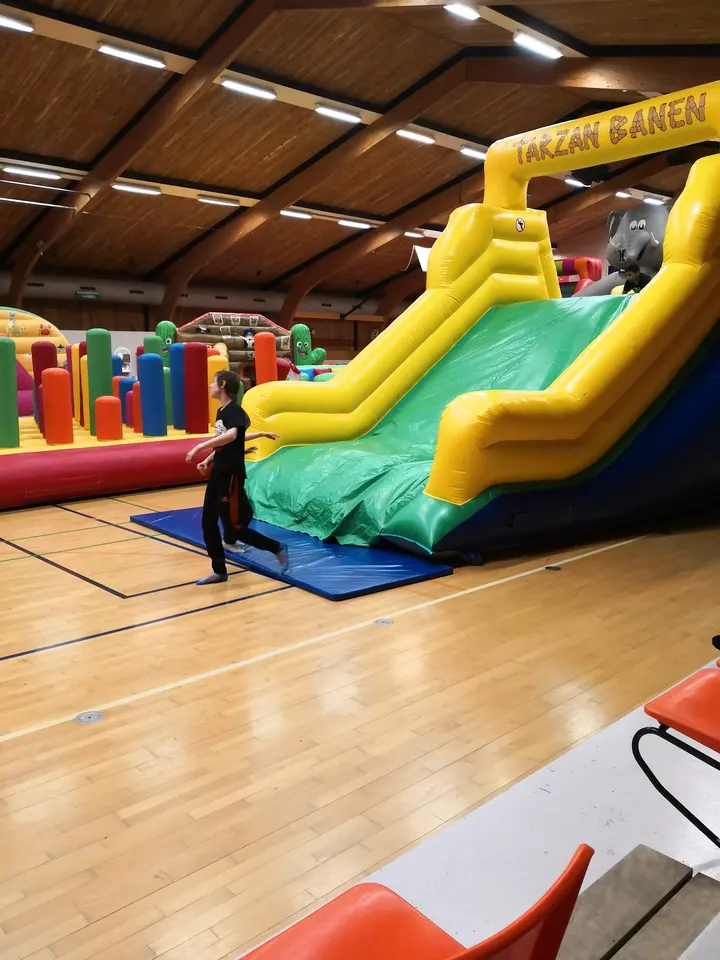Dronningborg-Hallen — træningsstudio i Randers — 4