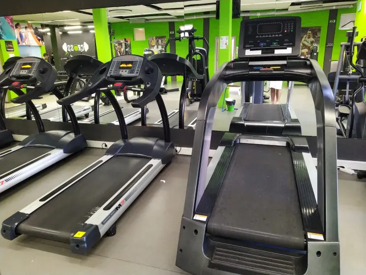 Ginásio FIT PLUS — ginásio-studio em Angra do Heroísmo — 3