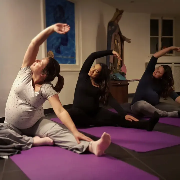 Mamaboetiek — Yoga in Het Zand, 's-Hertogenbosch
