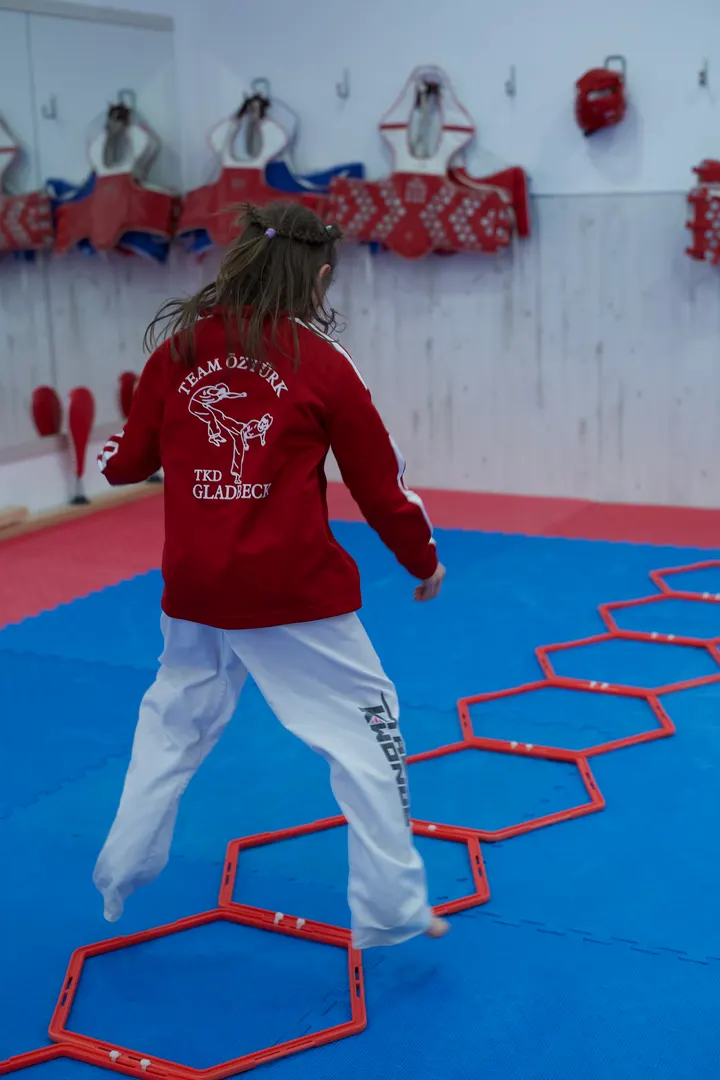 Taekwondo Team Öztürk Kampfsportzentrum — kampfsport-studio in Brauck, Gladbeck — 2