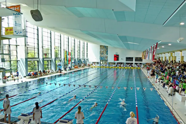 Elbe-Schwimmhalle — studio in Krökentorviertel/Breiter Weg NA, Magdeburg — 2
