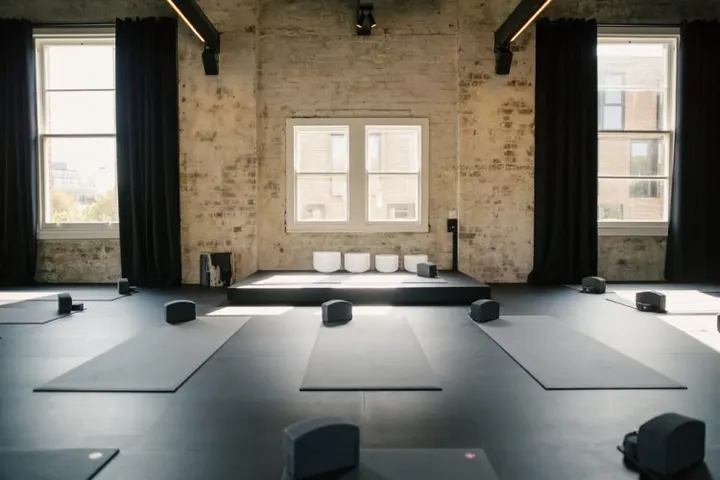 Manges Yoga — yoga-studio i Norrmalm, Stockholm