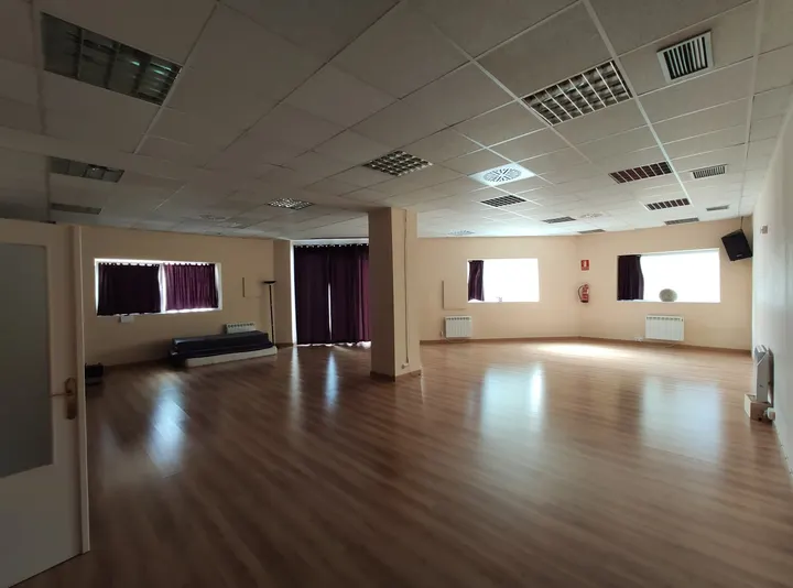 Centro Laskurain Pamplona — Entrenamiento personal en Milagrosa-Arrosadia, Pamplona