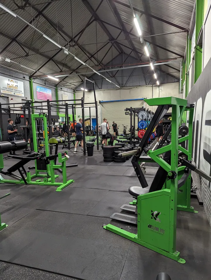 Daleon Fitness — fitness studio in Park, Merthyr Tydfil — 2