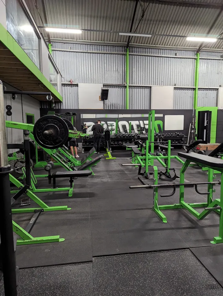 Daleon Fitness — fitness studio in Park, Merthyr Tydfil — 3
