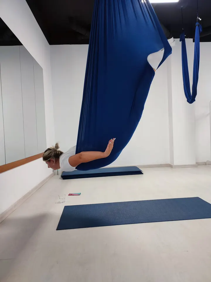 Let's Fly — Aerial en Collblanc, Barcelona
