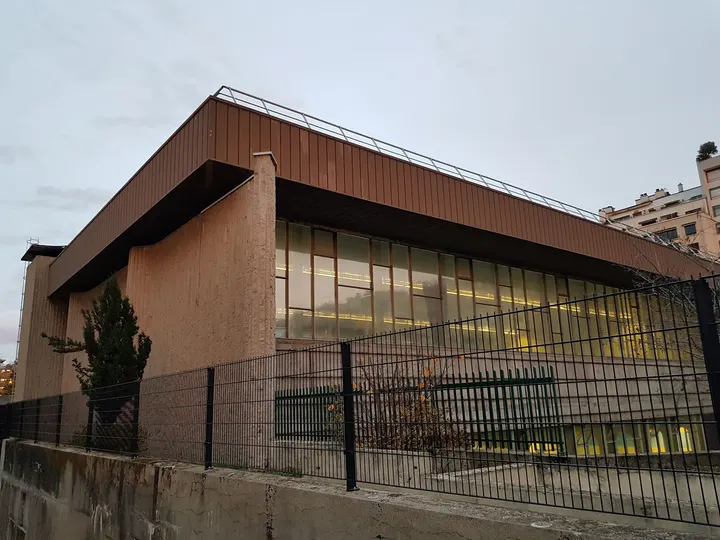 Piscine Henry de Montherlant — studio à Paris — 5