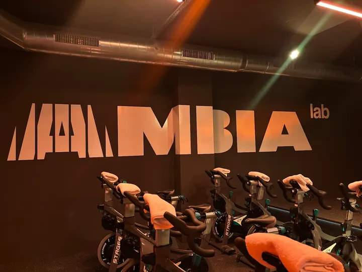 Ambia Lab — ciclismo-studio en l'Eixample, Barcelona — 3