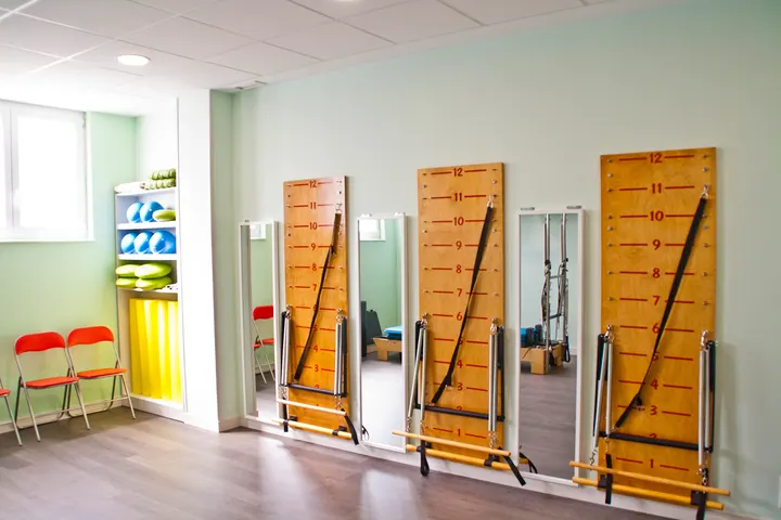 FISIOTERAPIA HOLISTIC LARA GARCIA — entrenamiento personal-studio en Salamanca — 3