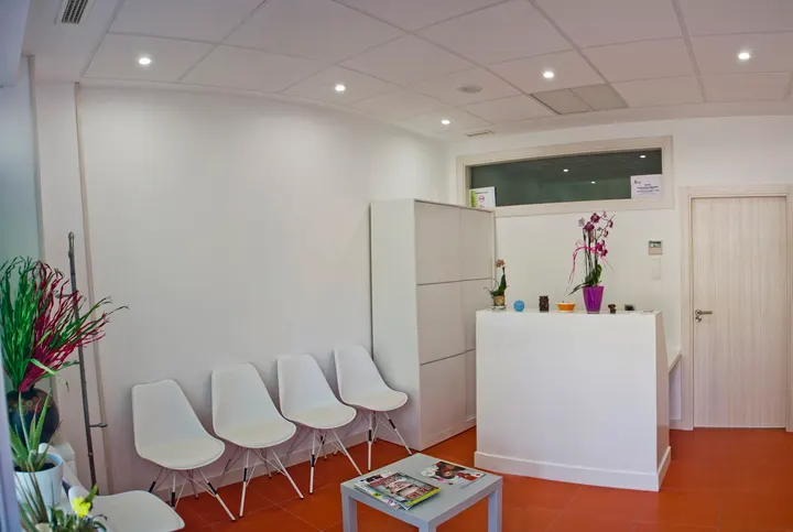 FISIOTERAPIA HOLISTIC LARA GARCIA — Entrenamiento personal en Prosperidad, Salamanca