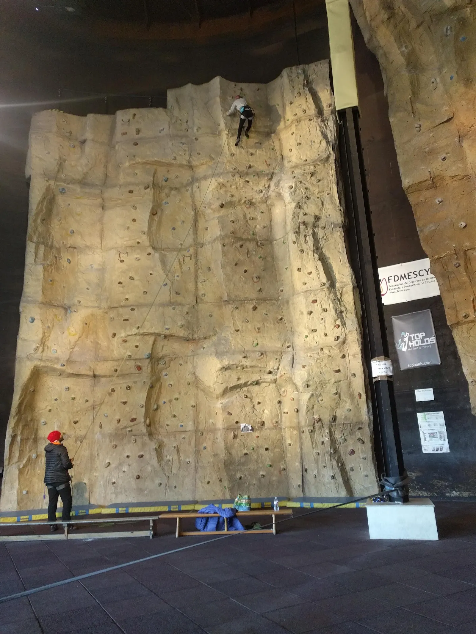 Rocódromo Álvaro Paredes Izquierdo — escalada-studio en Valladolid — 3