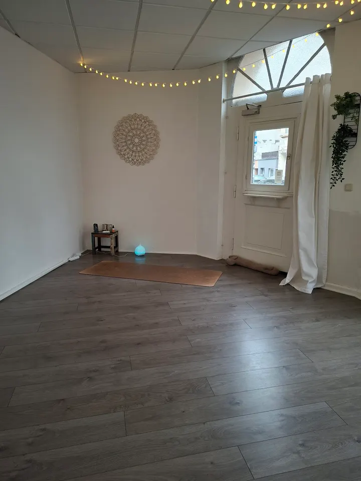 Hund mit Grund Yogastudio — yoga-studio in Bayenthal, Köln — 2