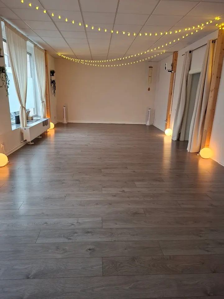 Hund mit Grund Yogastudio — Yoga in Bayenthal, Köln