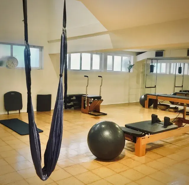 BOU2STUDIO — Ginásio em Maia
