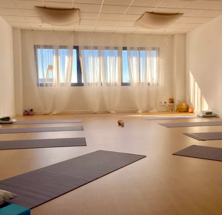 Brilla Yoga Estudio — yoga-studio en Cruz de Humilladero, Málaga — 3