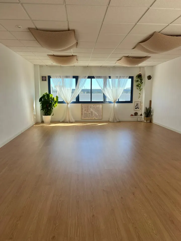 Brilla Yoga Estudio — yoga-studio en Málaga — 5
