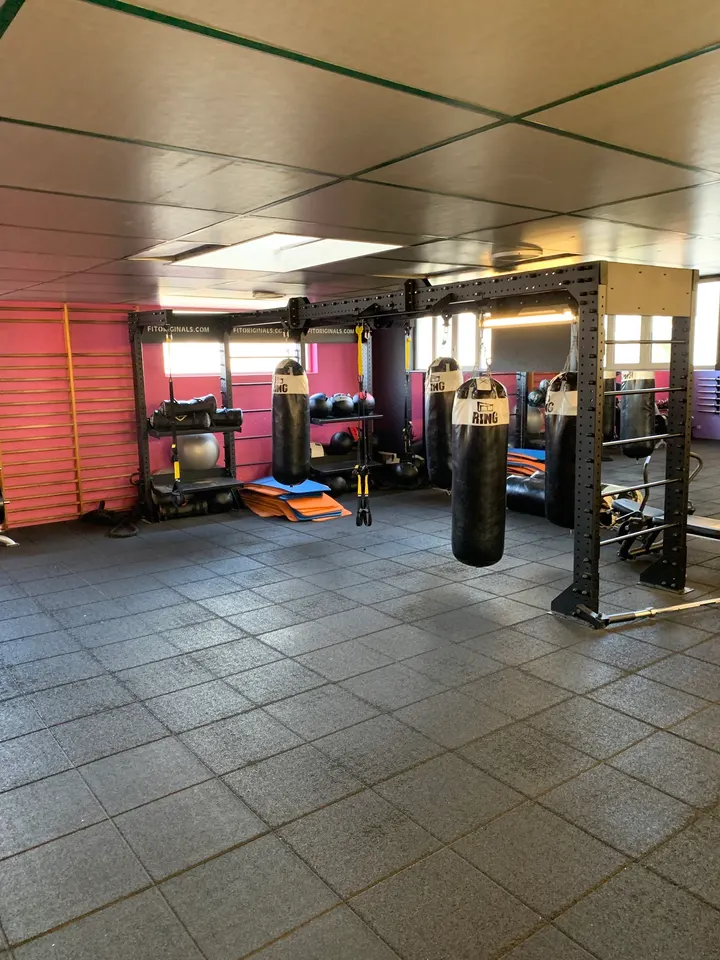 100% Forme Poissy — salle de fitness-studio à Paris — 3