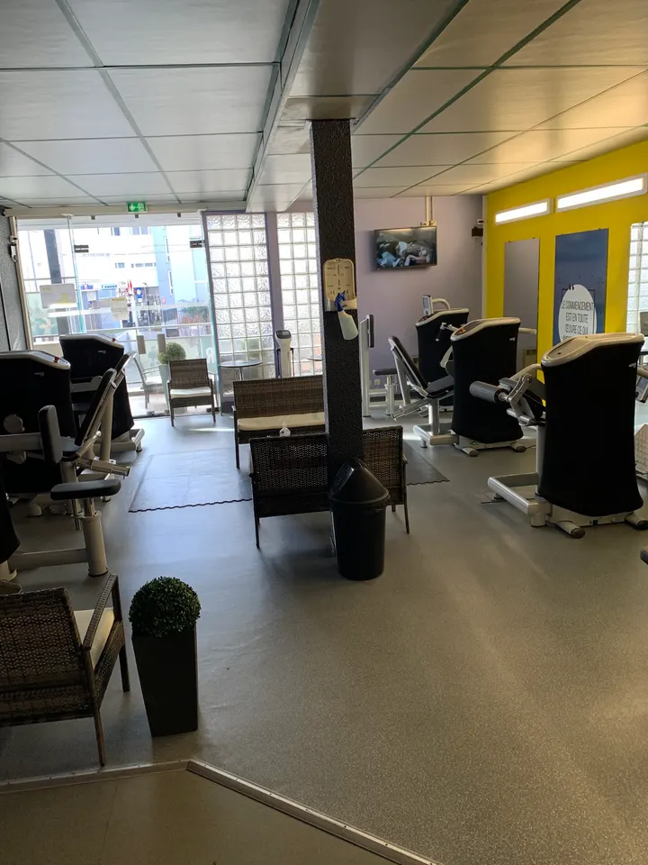 100% Forme Poissy — salle de fitness-studio à Paris — 4