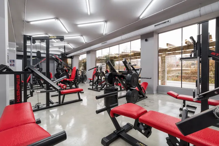 Centro De Entrenamiento Piñero Miguez Sl — Estudio de fitness en Casco Vello, Ourense