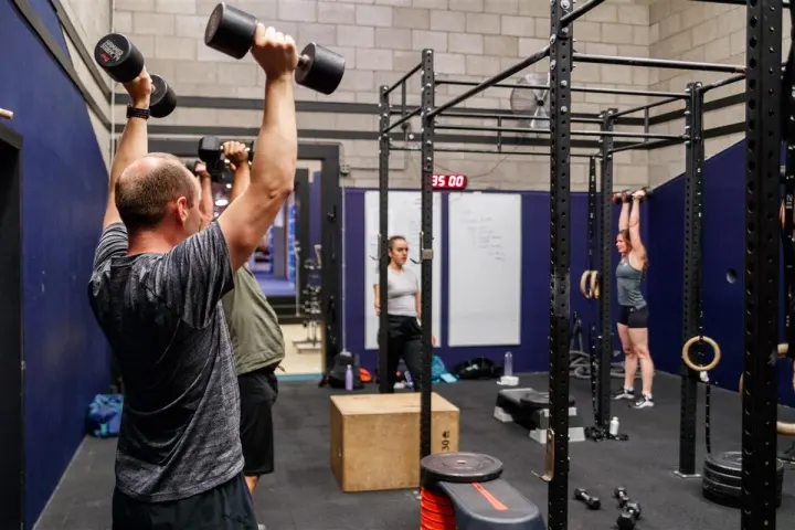 De Leyens Fitness & Health | Sportschool Zoetermeer — sportschool-studio in Zoetermeer — 6