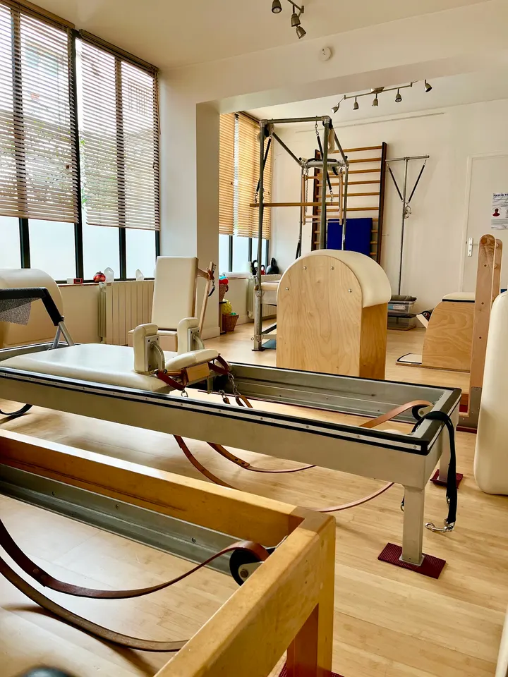 CanalCentral 12 rue Lucien Sampaix — barre-studio à Paris — 3