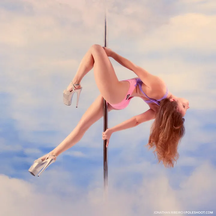 Celestial Pole — danse-studio à Rivesaltes — 3