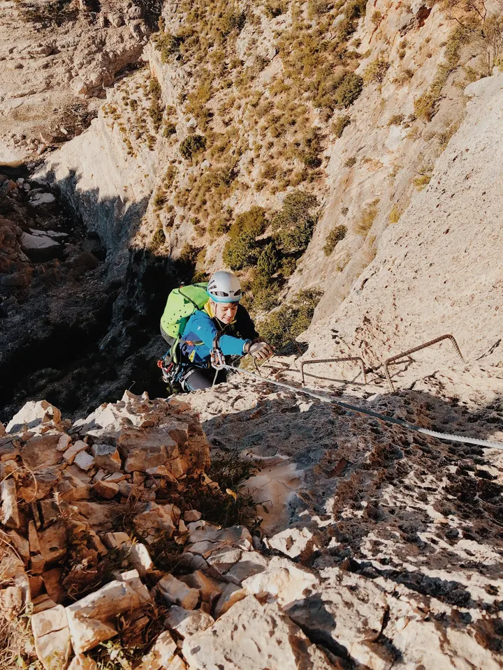 Cint Climbing multiaventura — escalada-studio en Alicante — 4