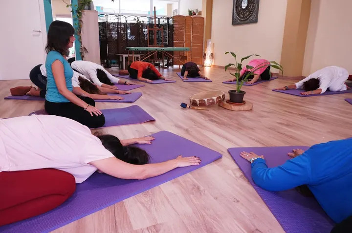 La Esencia De Laura Yoga — yoga-studio en Tomares, Sevilla — 2