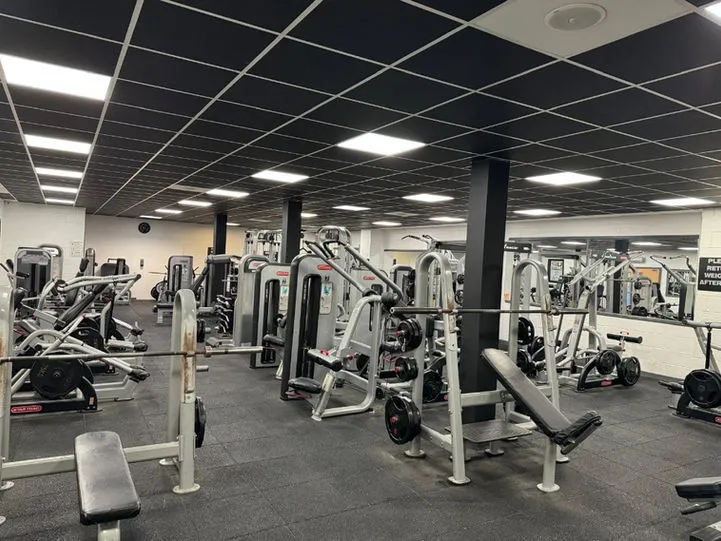 Ultimate Physiques Gym And Fitness Centre — fitness studio in Glasshoughton, Castleford — 3