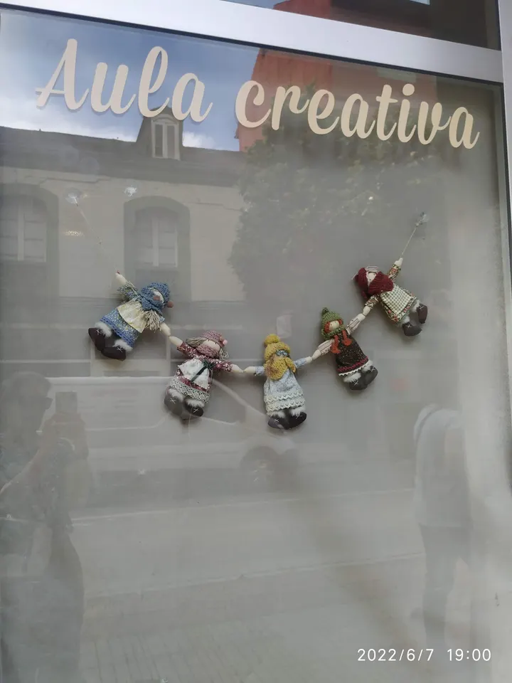 Escuela De Pilar Prieto — baile-studio en Otero, Ponferrada — 2