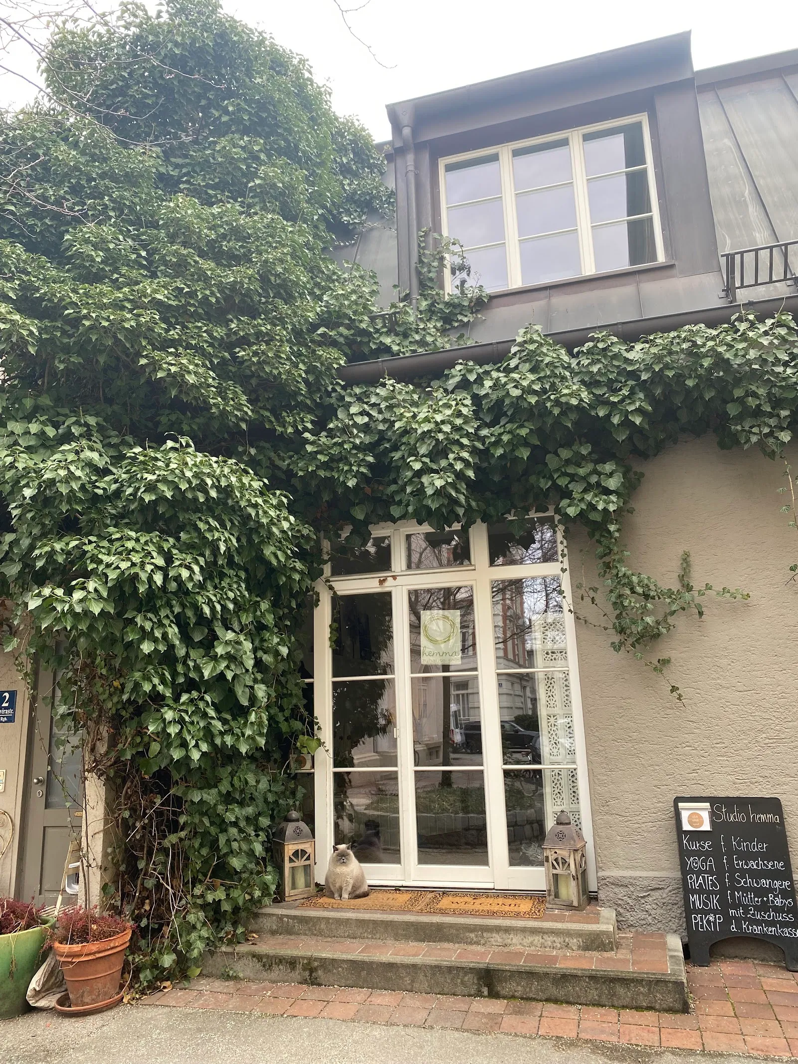 hemma Yoga — yoga-studio in Neuhausen-Nymphenburg, München — 2