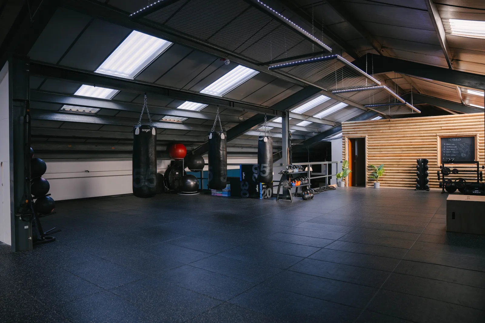 The Aura Hub Health Club — fitness studio in Matlock — 2