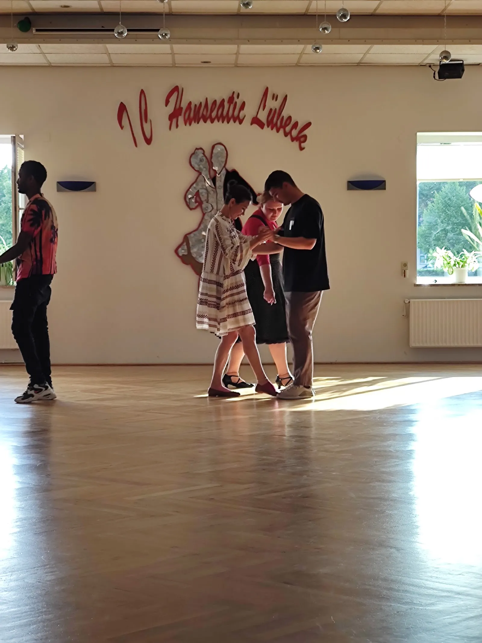 Tanzclub Hanseatic Lübeck — tanz-studio in Lübeck — 3