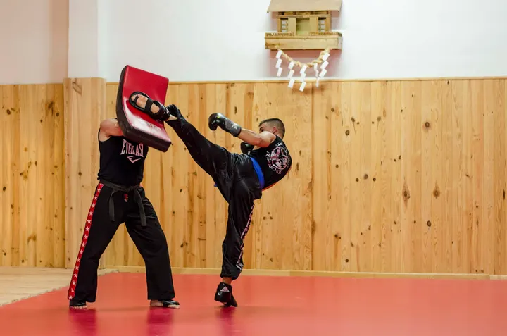 Escuela de Artes Marciales Kenkyo Dojo — artes marciales-studio en Murcia — 3