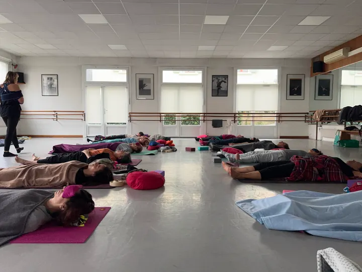 Elise Rauzières Et thérapeute — Yoga au Clos Saint-Michel, Annecy