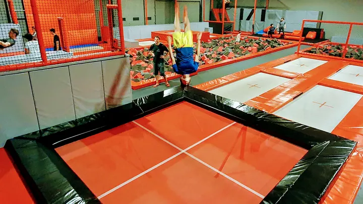 Ultra Jump Minimes — gymnastique-studio à Toulouse — 5