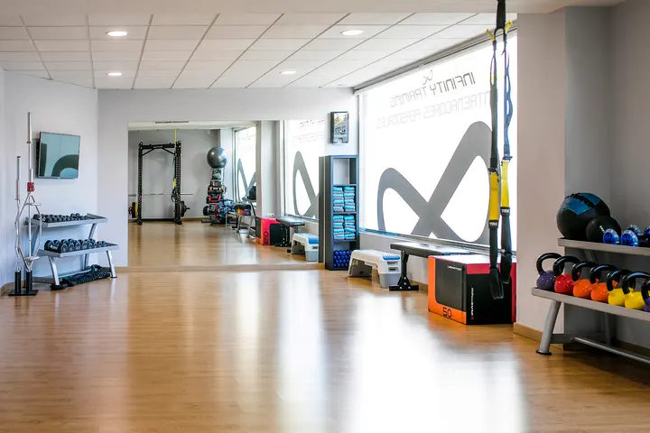 INFINITY TRAINING ∞ Entrenadores Personales — entrenamiento personal-studio en Castellón de la Plana — 3