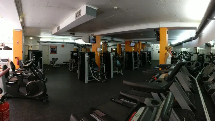Beto Fitness Club — Ginásio em Portimão