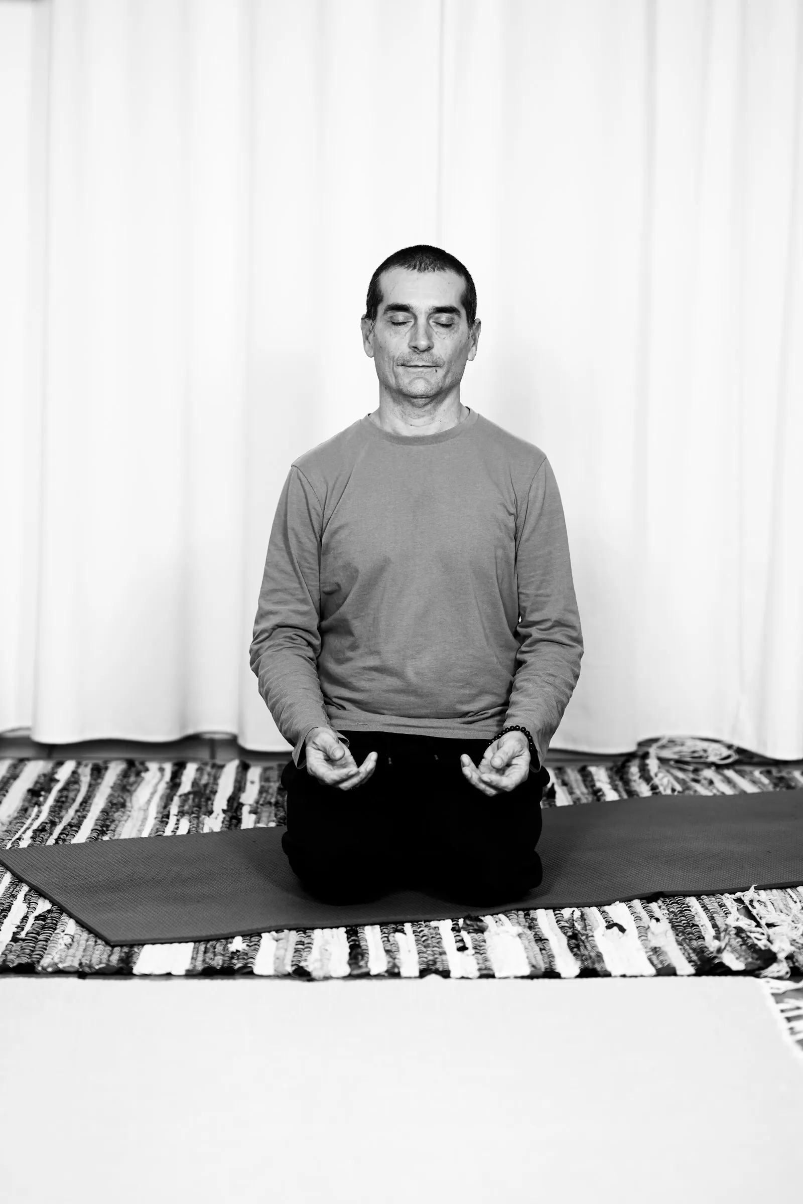 Yoga Carlos Rubio — yoga-studio en Lepe — 3