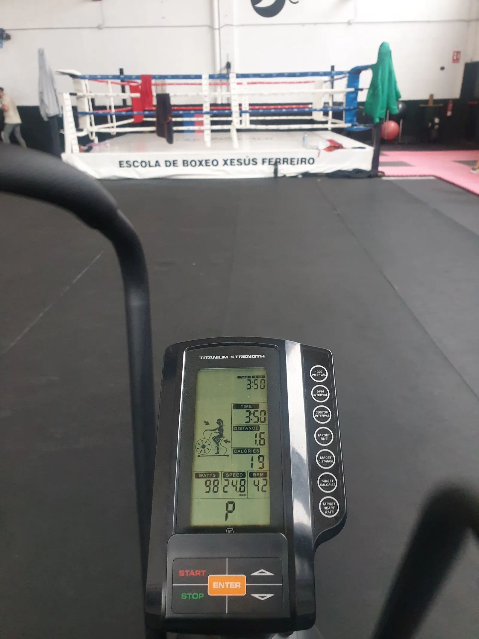 Escola Boxeo Xesus Ferreiro Cachorro — artes marciales-studio en Cambre — 5