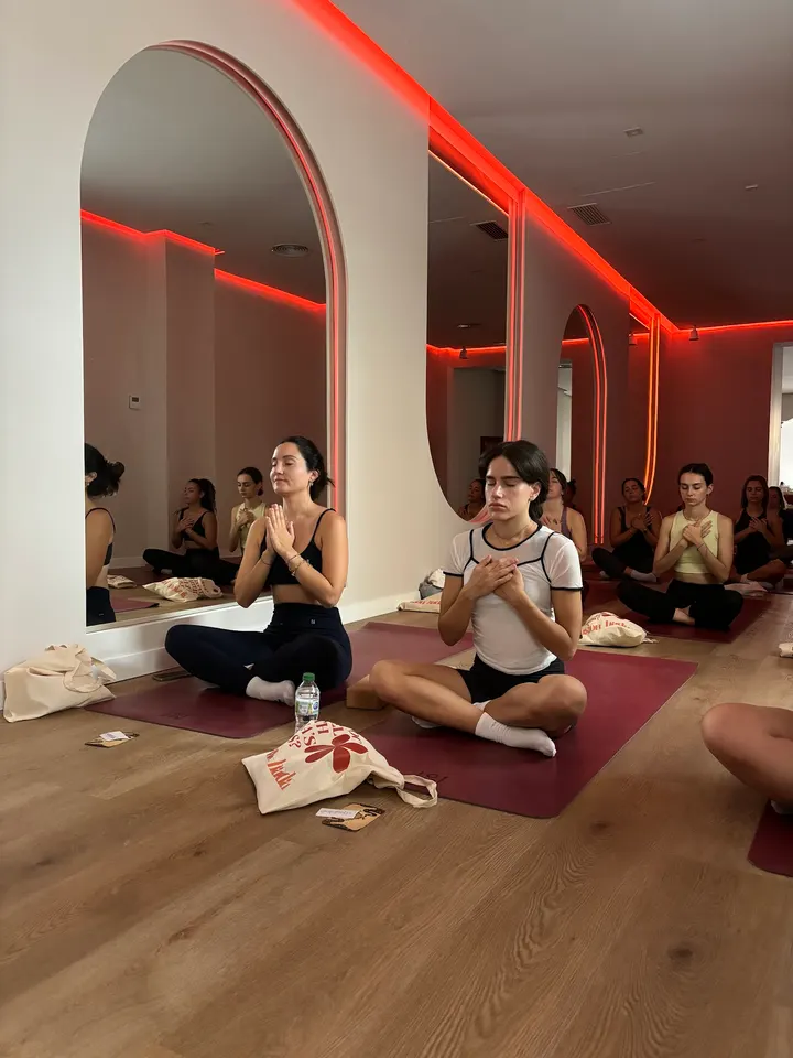 Yogalates House — Yoga en Retiro, Madrid